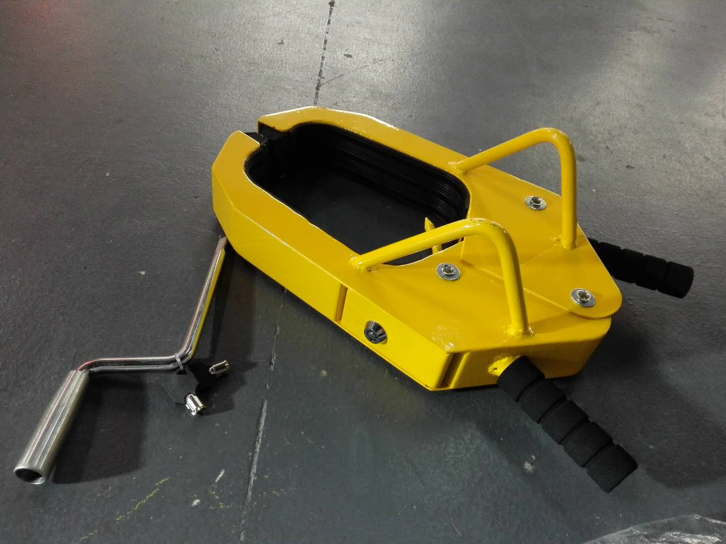 wheel clamp
