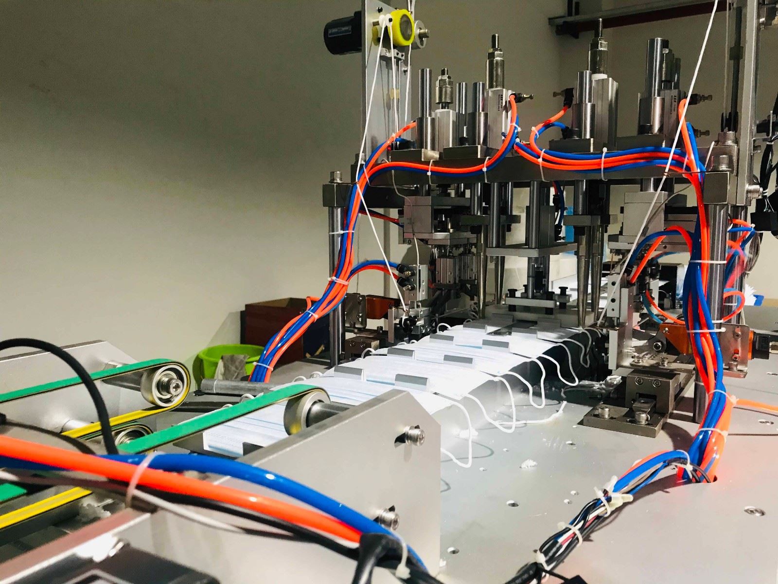 Earloop mask making machine