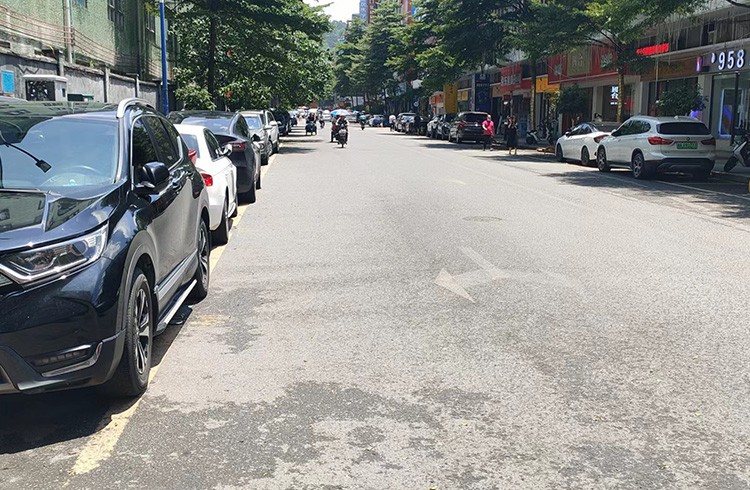 Parking system supplier
