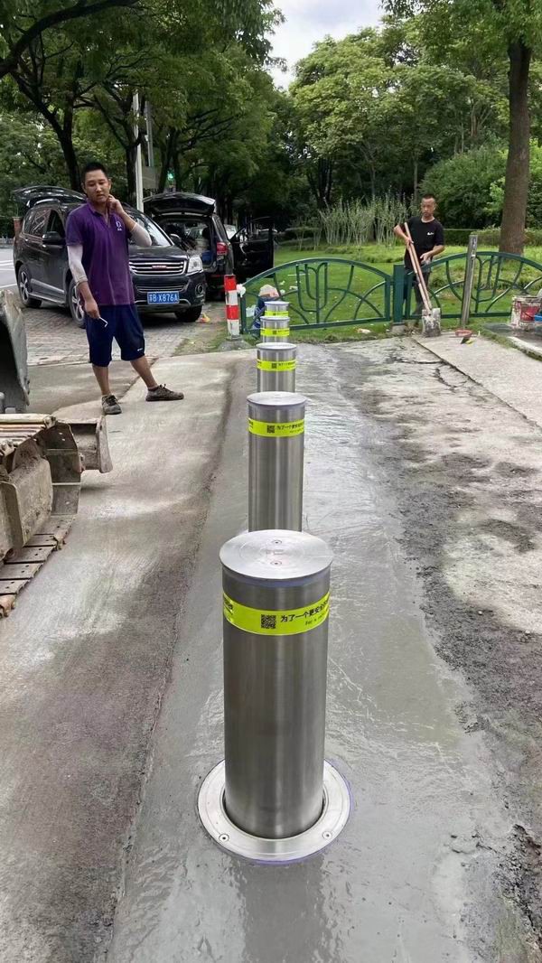 automatic bollard automatic bollard