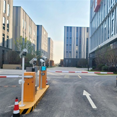 Intelligent License Plate Recognition Systems Accelerate Parking Management