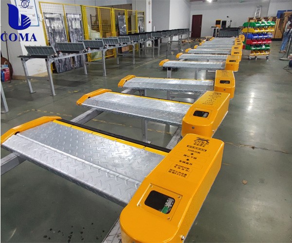 Parking system lock with payment machine Parking system lock with payment machine