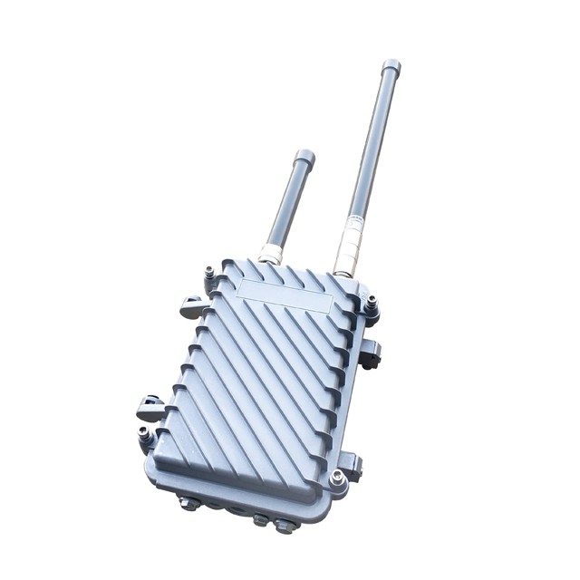 Outdoor LoRa Sensor Gateway