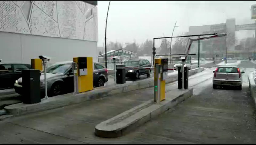 Serbia PEOMENADA Shopping mall parking system solution